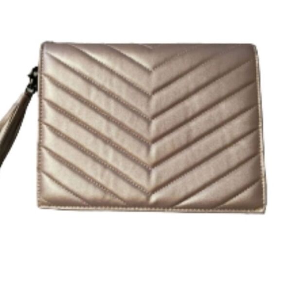 NEIMAN MARCUS CHAMPAGNE PINK SHIMMER QUILTED VEGAN CLUTCH STRAPLESS PURSE - Picture 1 of 5